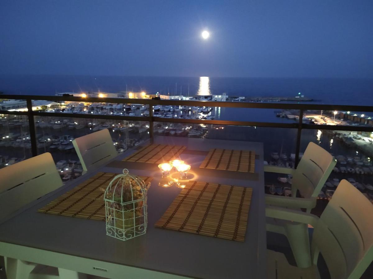 Apartamento Sobre El Puerto El Campello Exterior photo